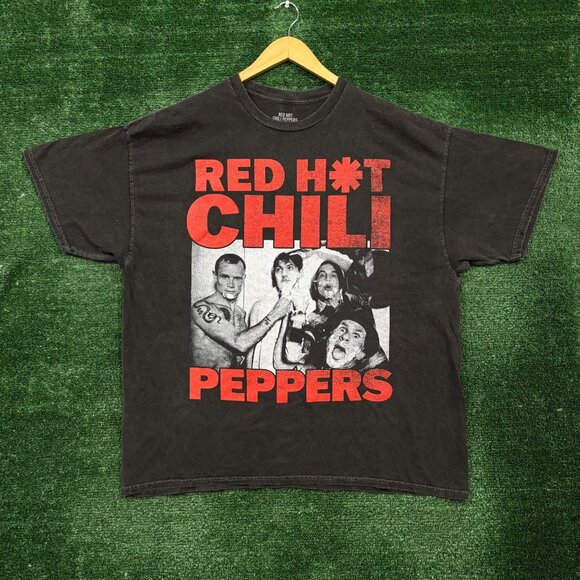 Red Hot Chili Peppers Backstage Pranks Rock Band T-Shirt Size Extra Large - Picture 1 of 4